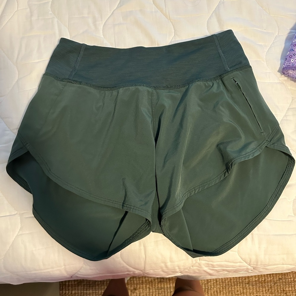 Outdoor Voices shorts size small